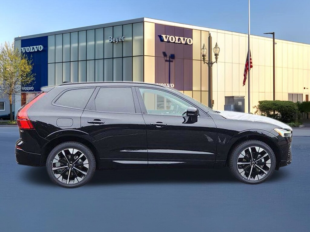 New 2026 Volvo XC60 B5 Plus SUV
