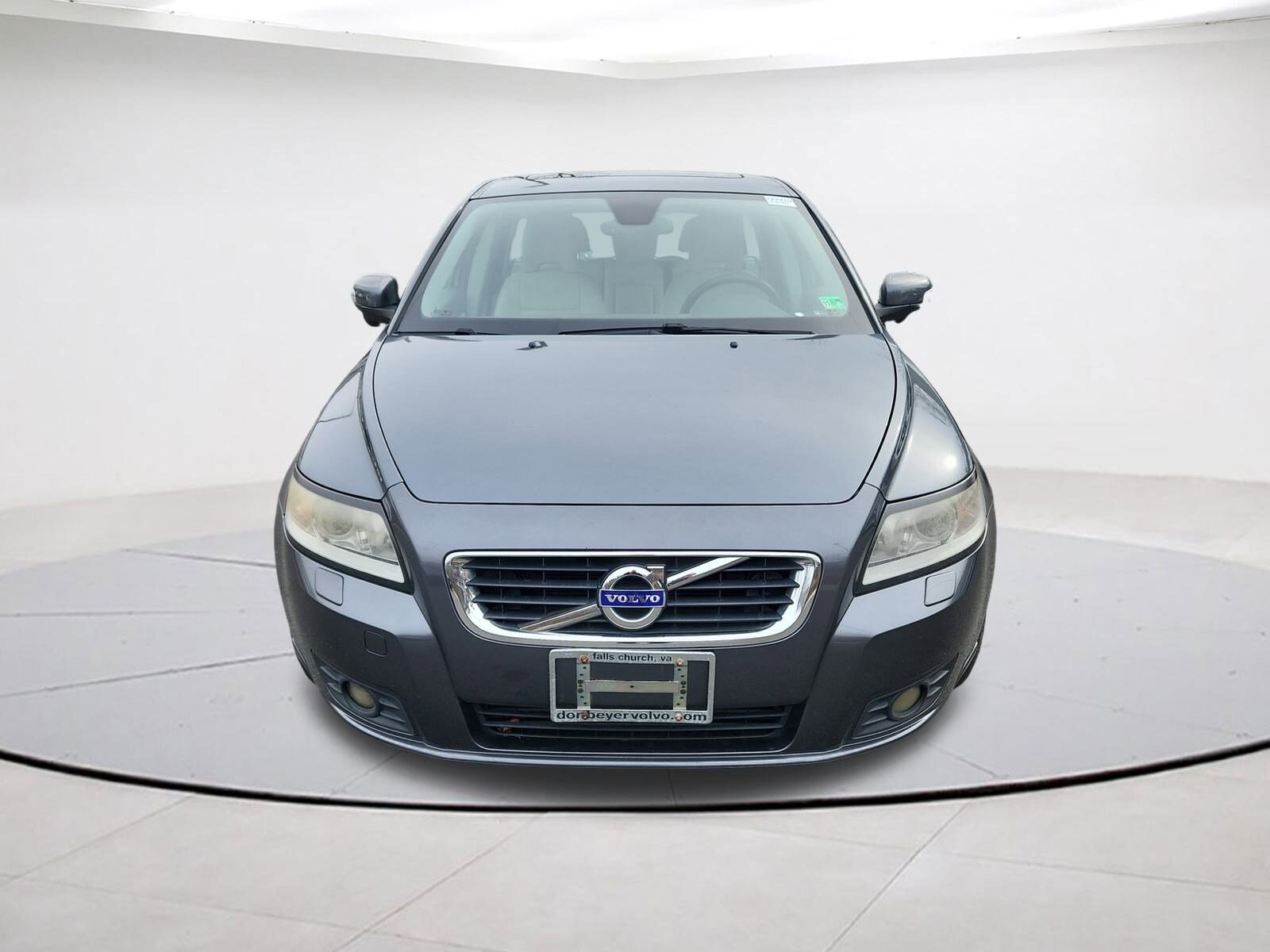 Used 2011 Volvo V50 T5 with VIN YV1672MW2B2603260 for sale in Falls Church, VA