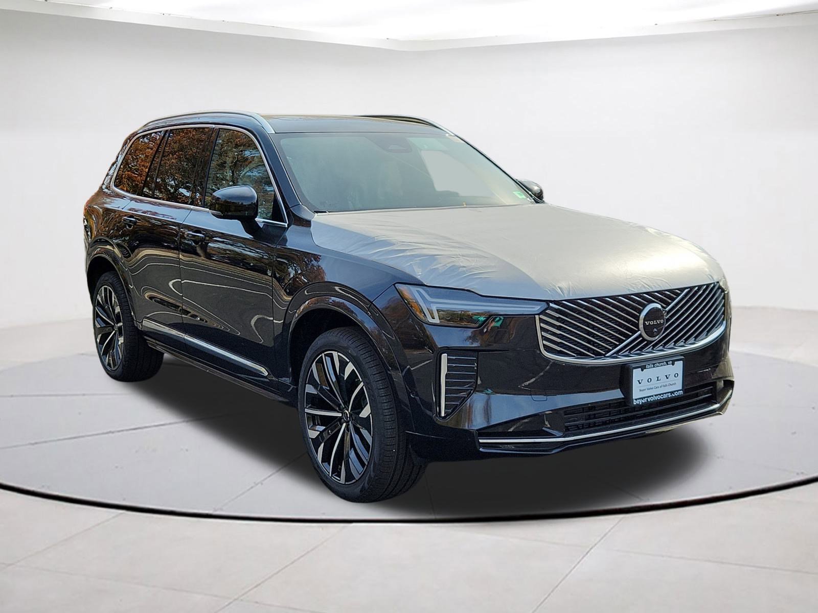 2026 Volvo XC90 Plus's photo