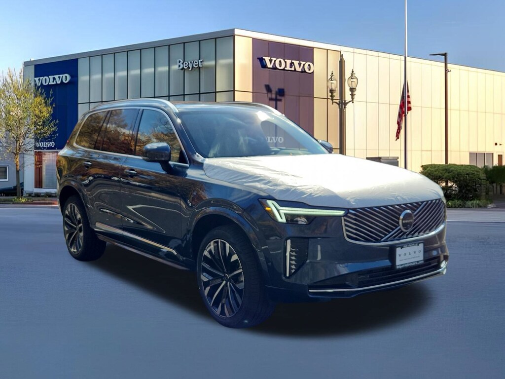 New 2026 Volvo XC90 B6 Plus 7-Seater SUV