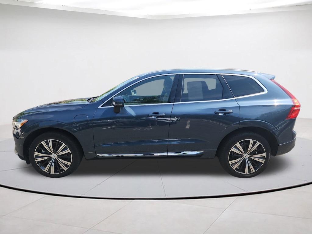 Certified 2023 Volvo XC60 Recharge Plug-In Hybrid Ultimate Bright SUV