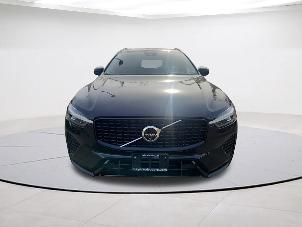 New 2025 Volvo XC60 B5 Ultra SUV