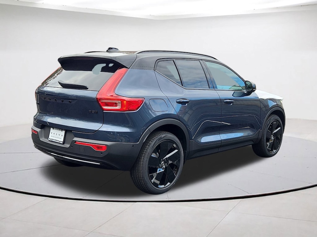 New 2026 Volvo XC40 B5 Ultra Black Edition SUV