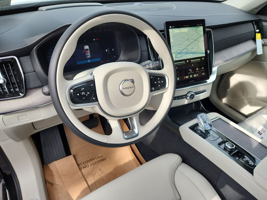 2026 Volvo XC90 Ultra - Photo 10