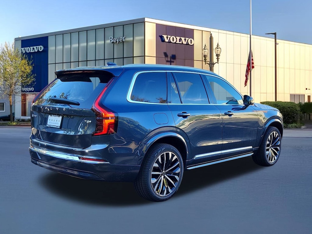 New 2026 Volvo XC90 plug-in hybrid T8 Ultra 7-Seater SUV