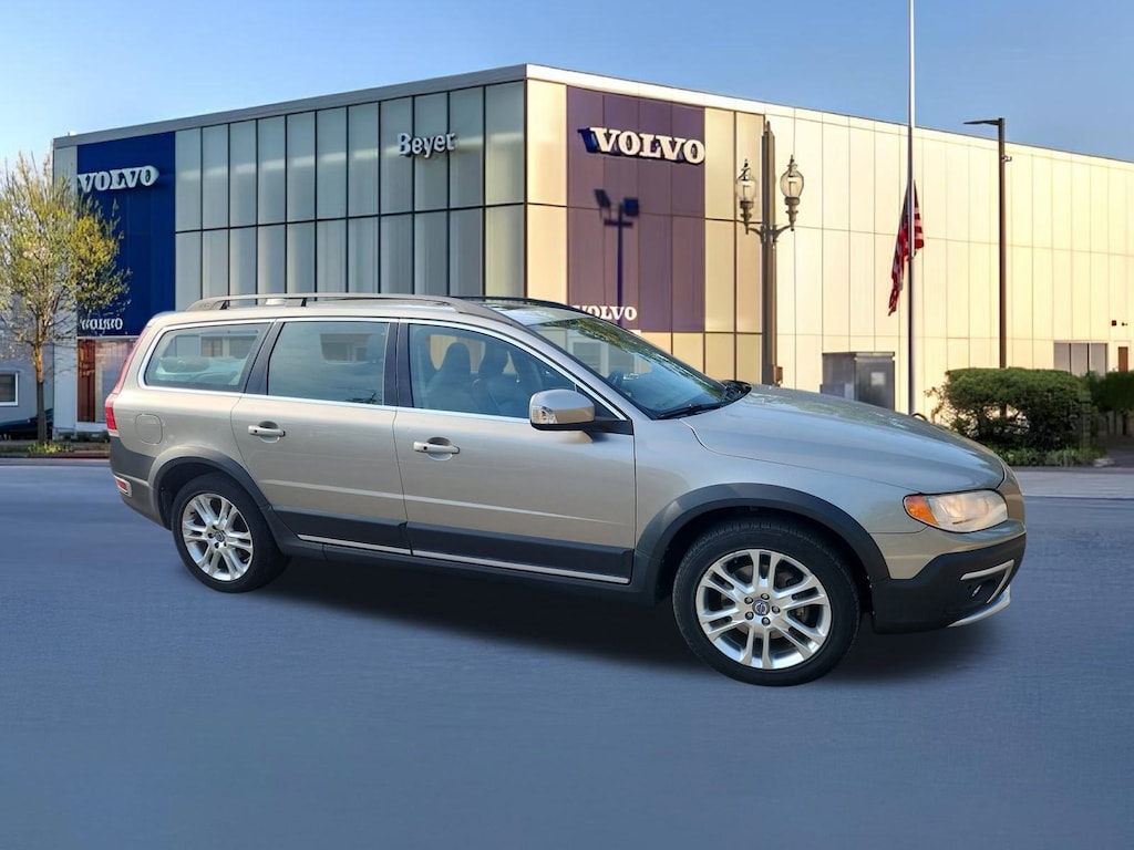 Used 2015 Volvo XC70 3.2 Wagon