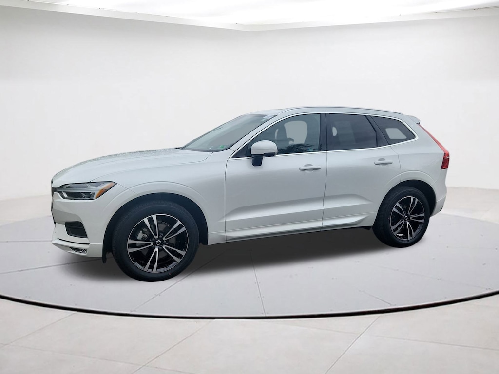 Used 2021 Volvo XC60 T5 Momentum SUV