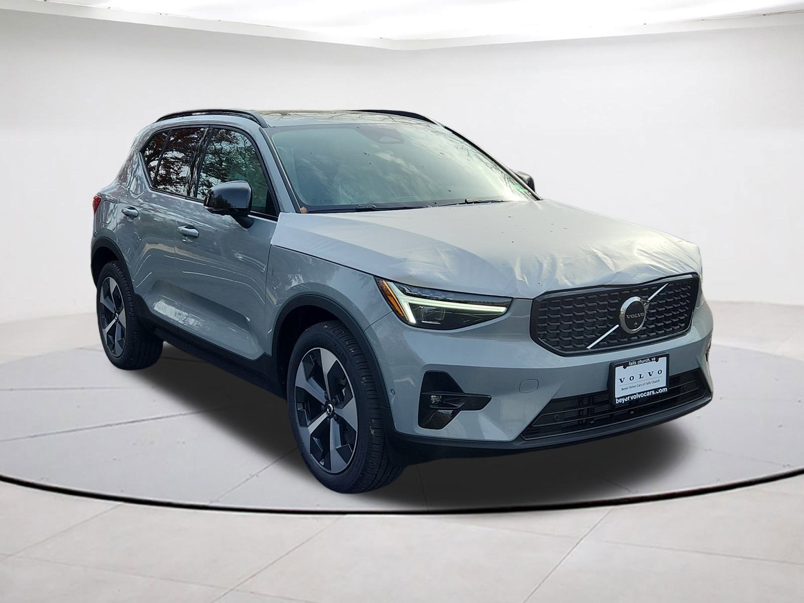 2026 Volvo XC40 Plus's photo