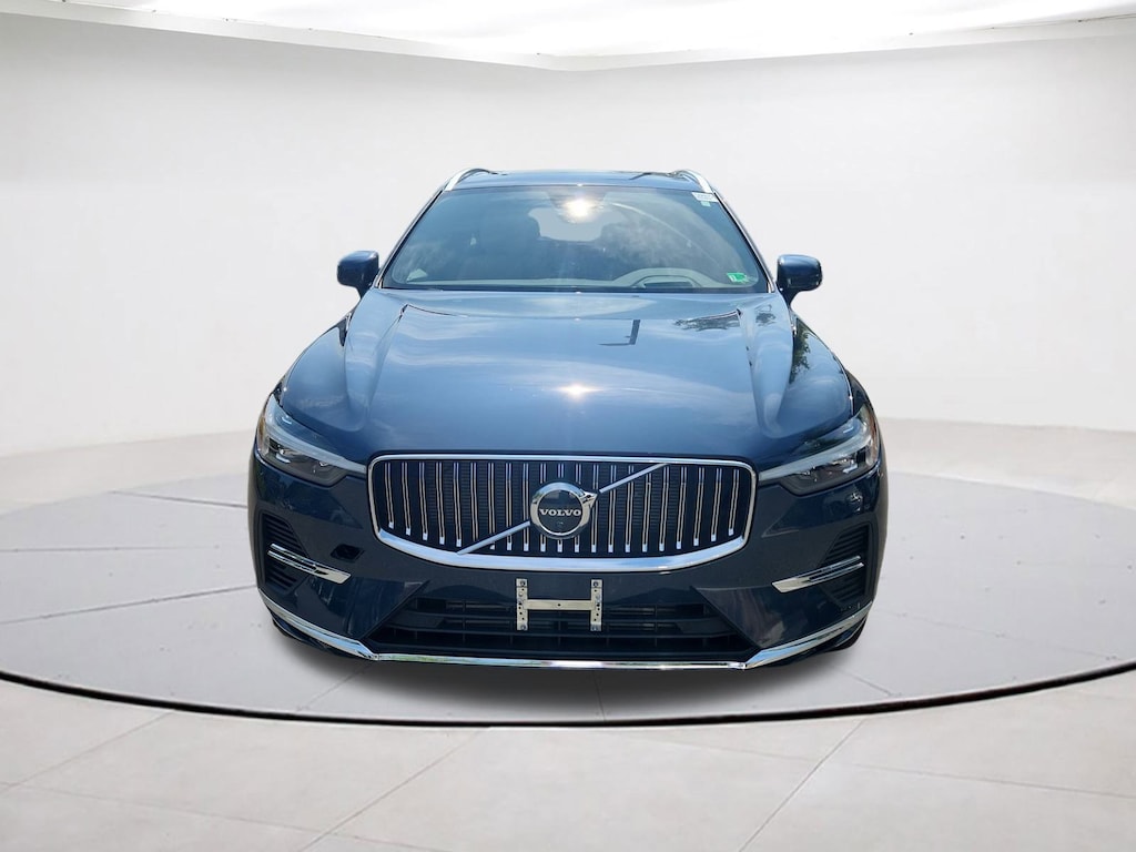 Certified 2023 Volvo XC60 Recharge Plug-In Hybrid Ultimate Bright SUV