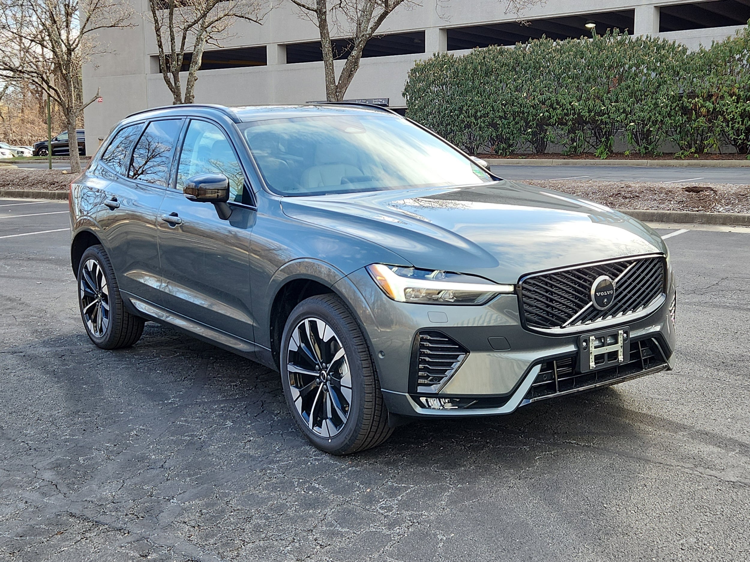 2026 Volvo XC60 Ultra's photo