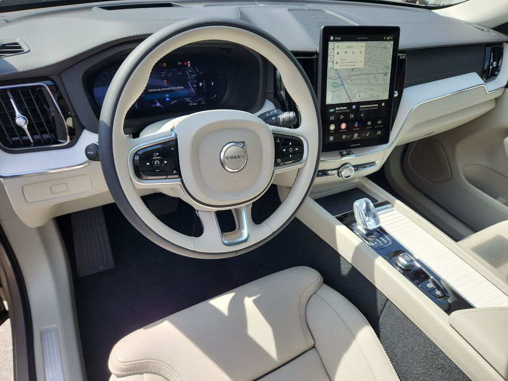 2026 Volvo XC60 Ultra - Photo 13