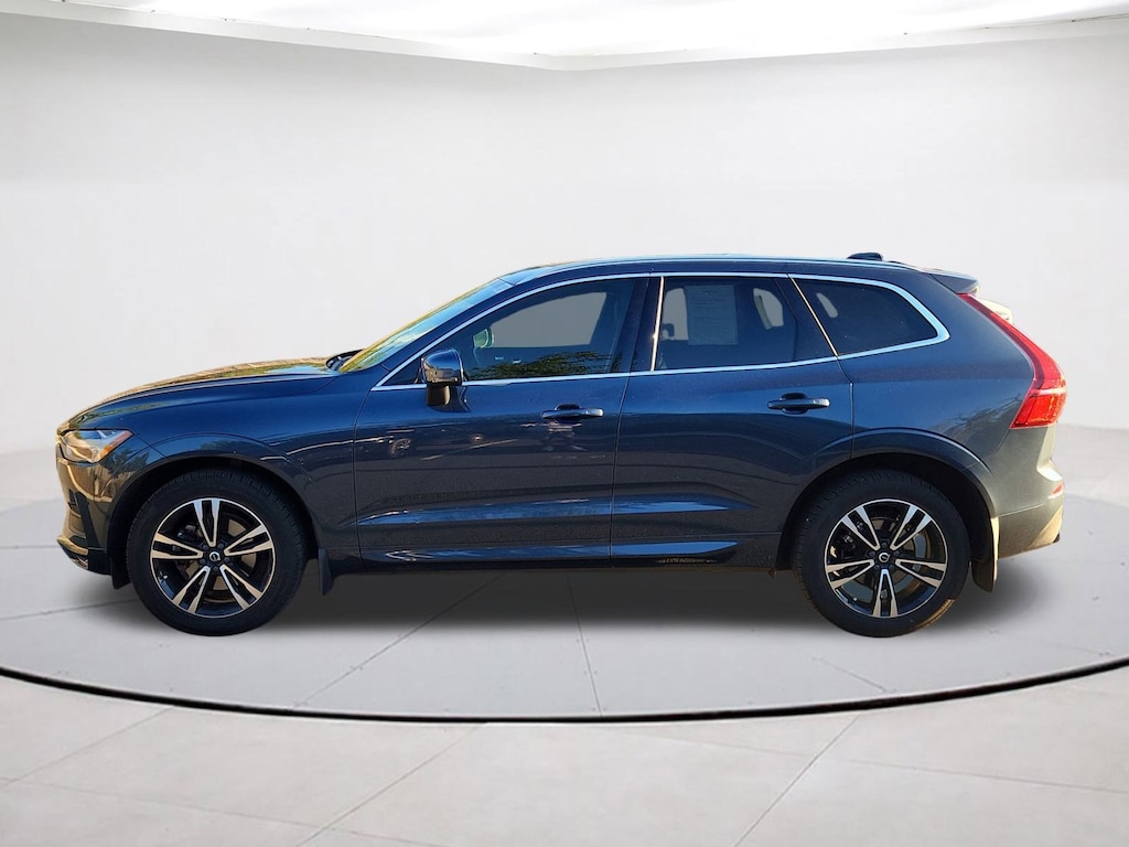 Used 2021 Volvo XC60 T5 Momentum SUV