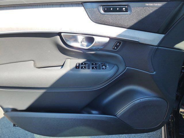 2026 Volvo XC90 Ultra - Photo 19
