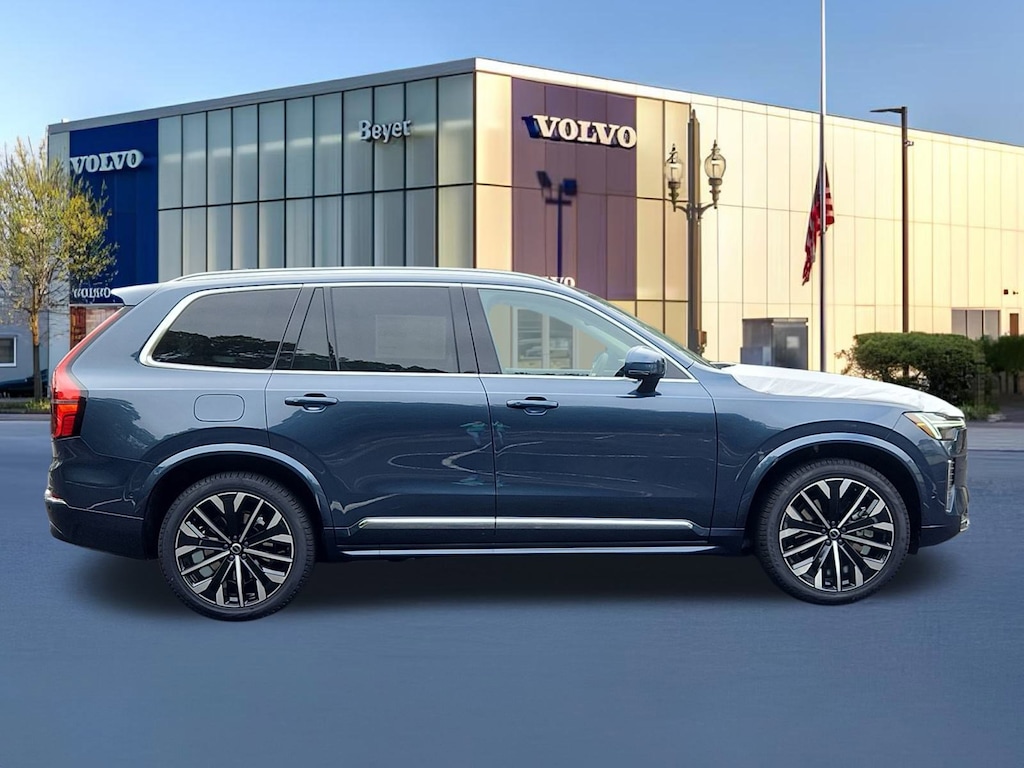 New 2026 Volvo XC90 plug-in hybrid T8 Ultra 6-Seater SUV