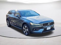 2026 Volvo V60 Cross Country B5 Plus AWD Wagon