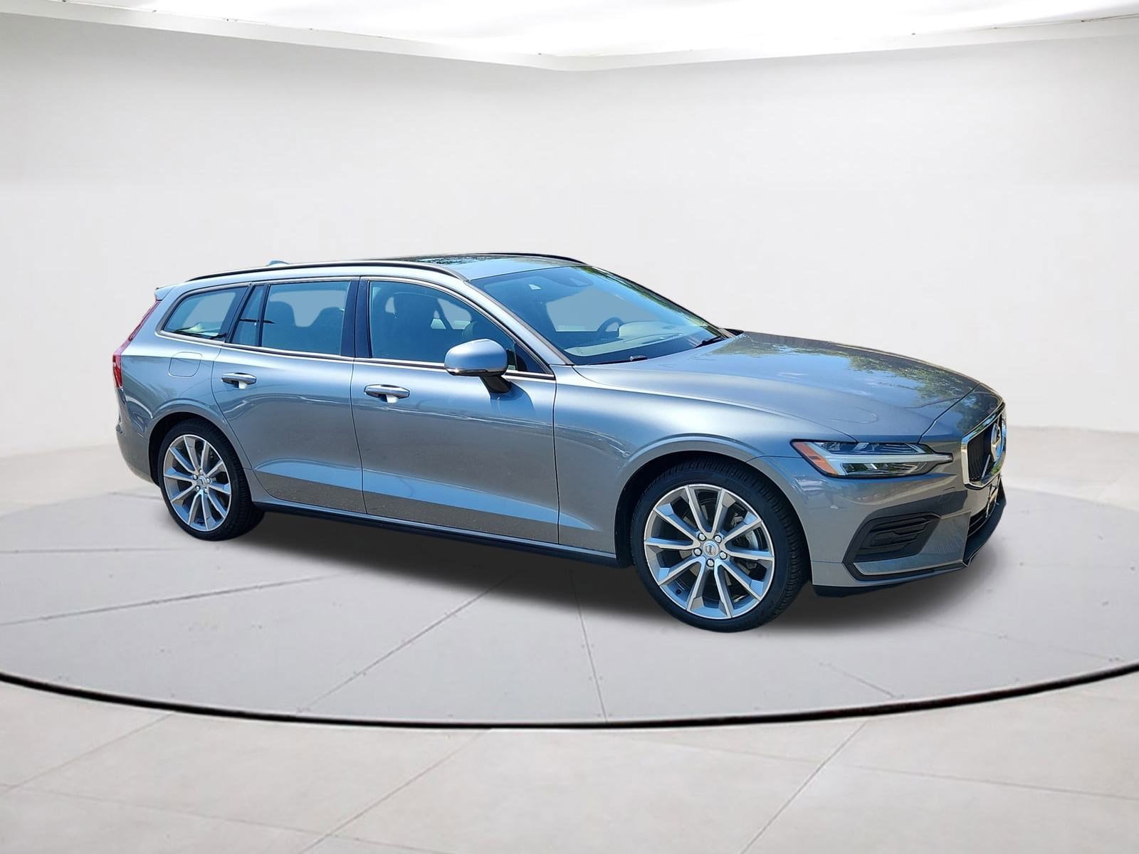 2020 Volvo V60 Wagon 