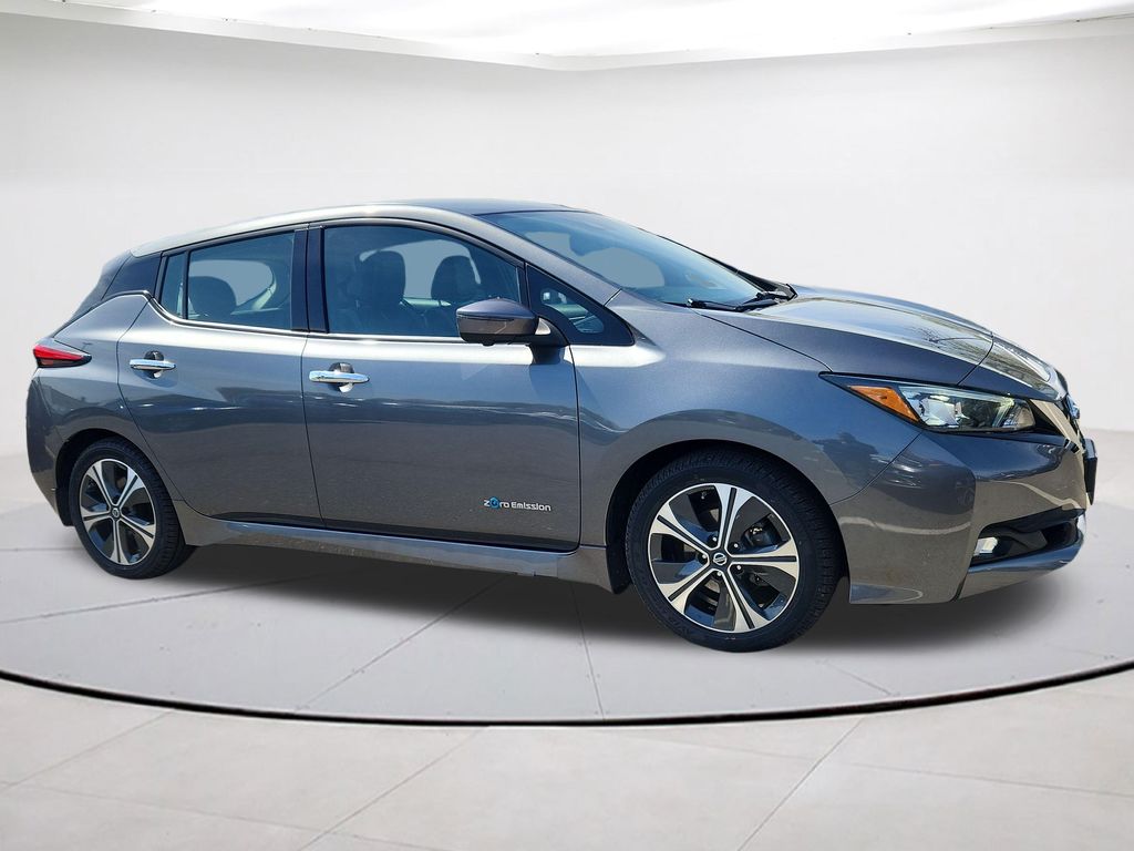 2018 Nissan LEAF SL