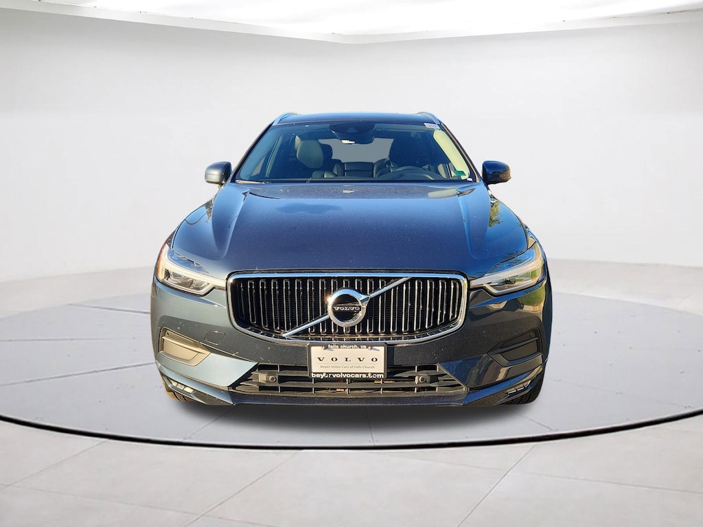 Used 2021 Volvo XC60 T5 Momentum SUV