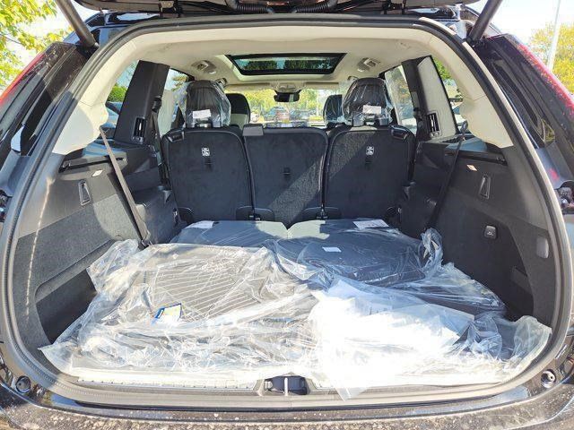 2026 Volvo XC90 Ultra - Photo 7