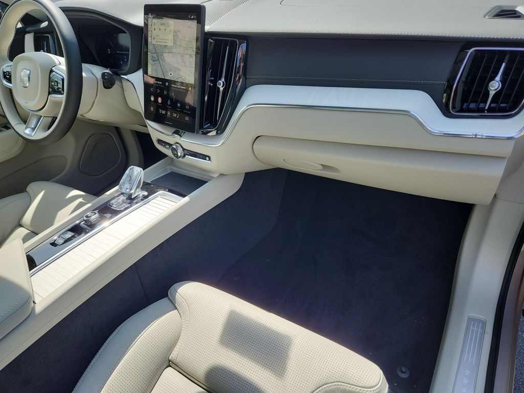 2026 Volvo XC60 Ultra - Photo 29