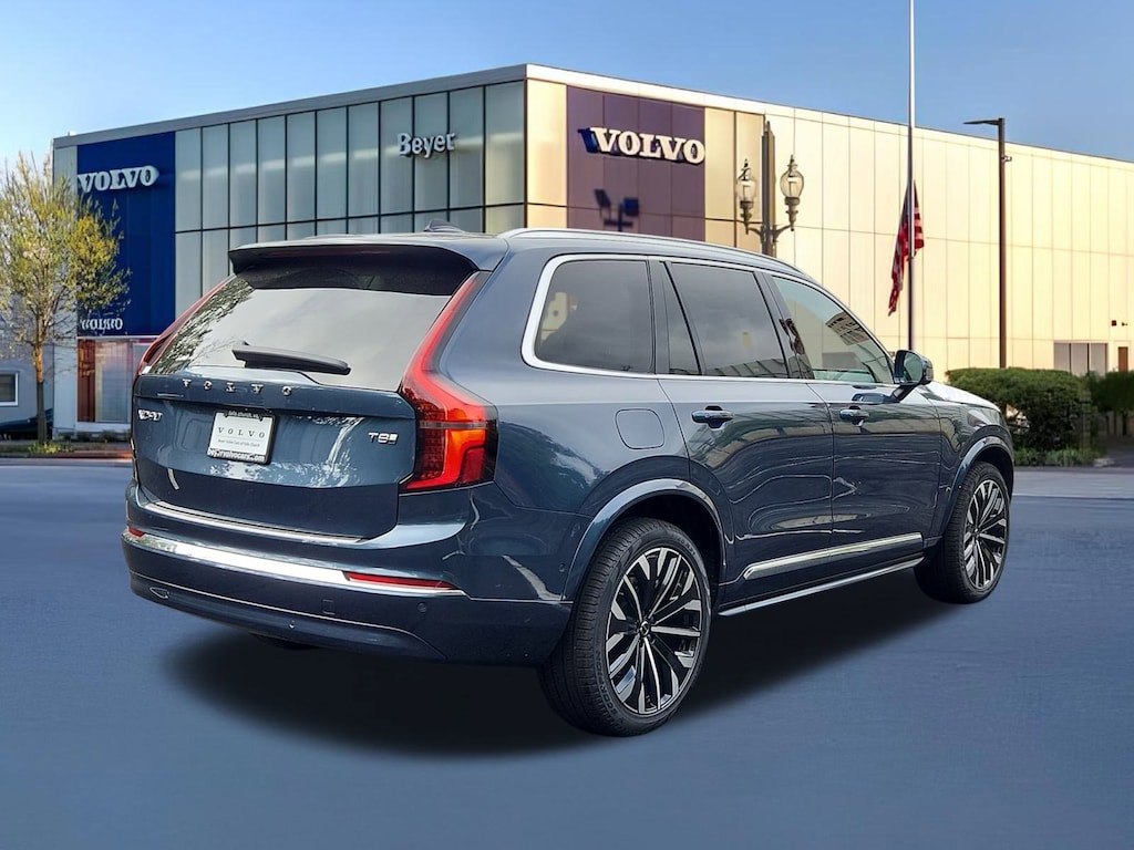 New 2026 Volvo XC90 plug-in hybrid T8 Ultra 6-Seater SUV