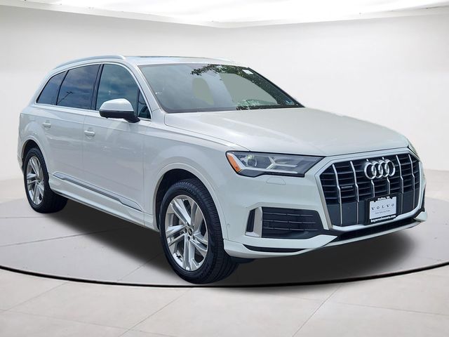 2021 Audi Q7 45 Premium Plus quattro Tiptronic's photo