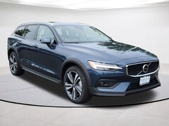 2026 Volvo V60 Cross Country B5 Plus AWD Wagon