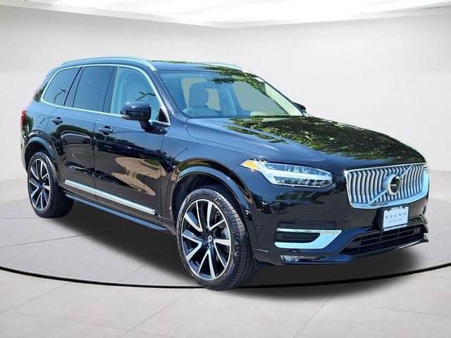 2023 Volvo XC90 B5 Plus 4WD's photo