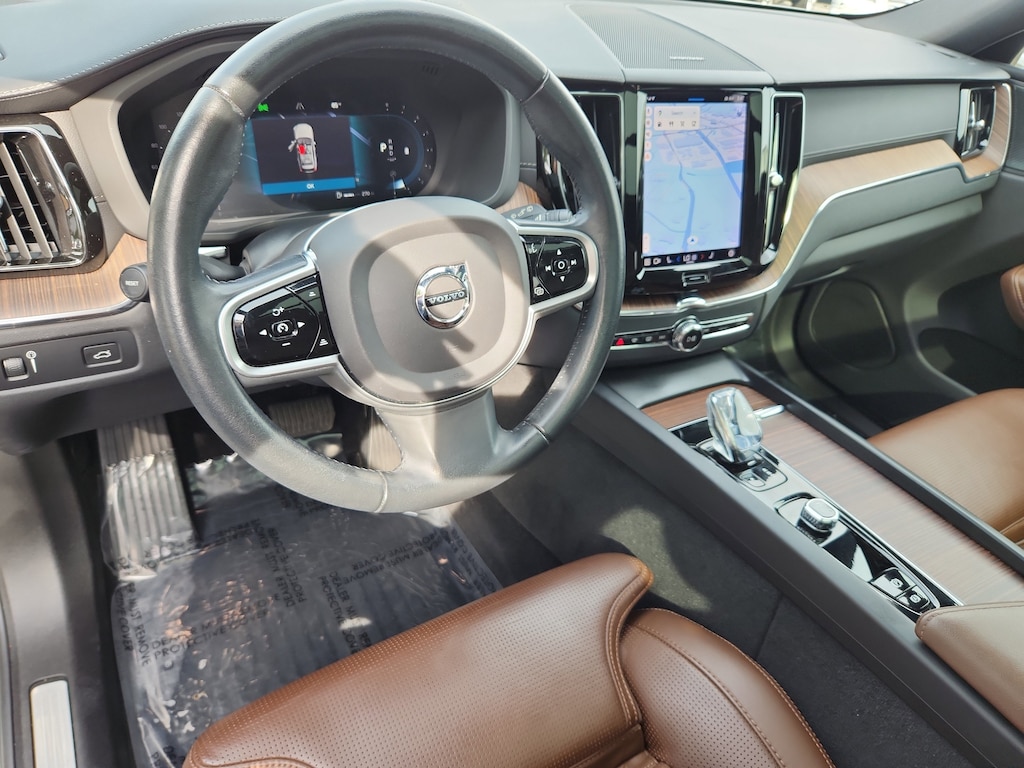 Certified 2022 Volvo XC60 B6 Inscription B6 AWD Inscription