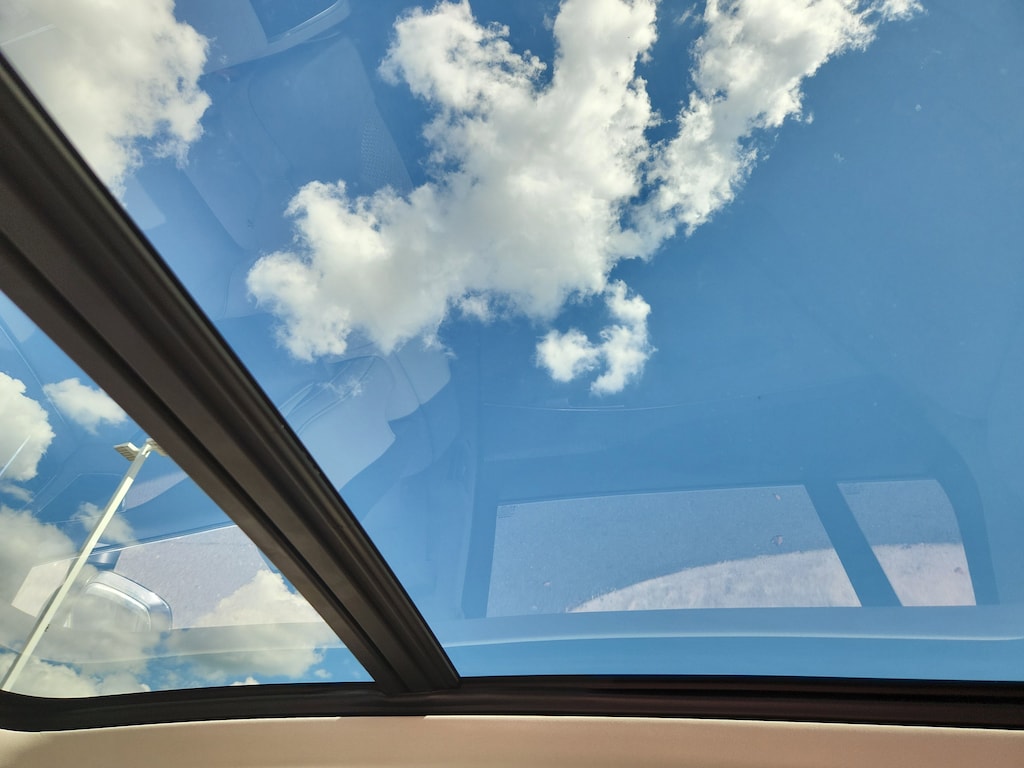 Certified 2024 Volvo XC90 B6 Plus Bright Theme B6 AWD Plus Bright Theme 7P