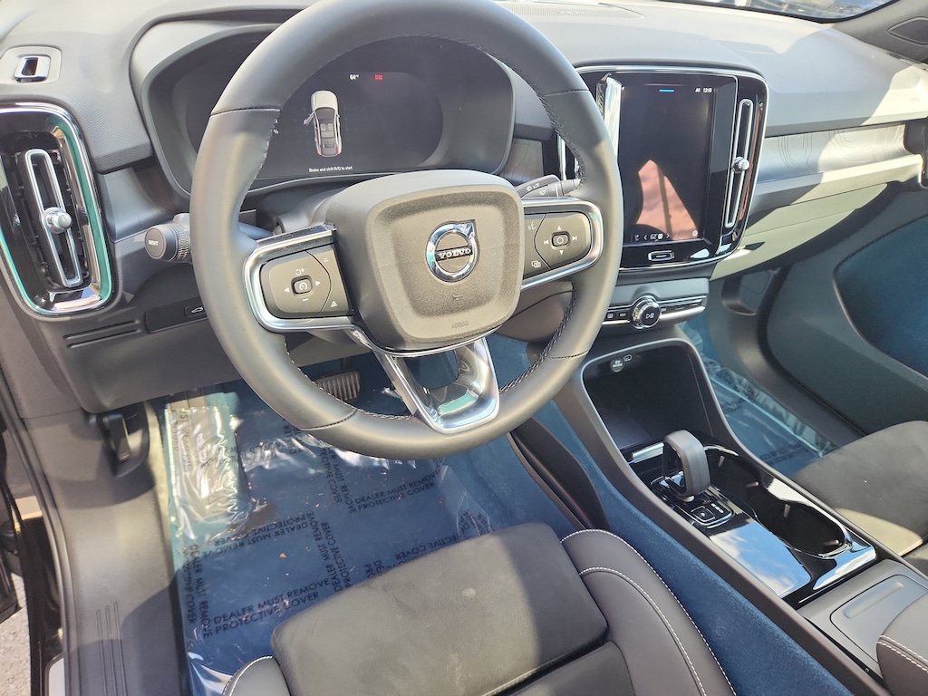 Certified 2023 Volvo C40 Recharge Pure Electric Ultimate Twin eAWD Ultimate