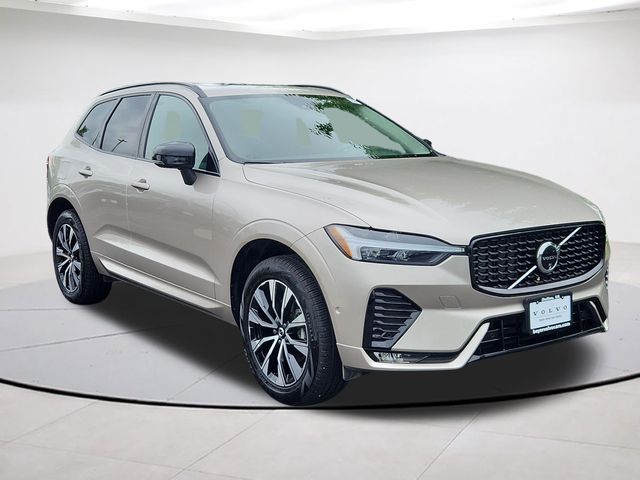 2025 Volvo XC60 B5 Plus Dark AWD's photo