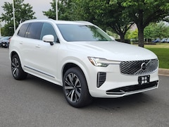 2026 Volvo XC90 B5 Core SUV