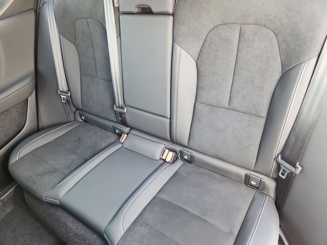 2026 Volvo XC40 Ultra Black Edition - Photo 20