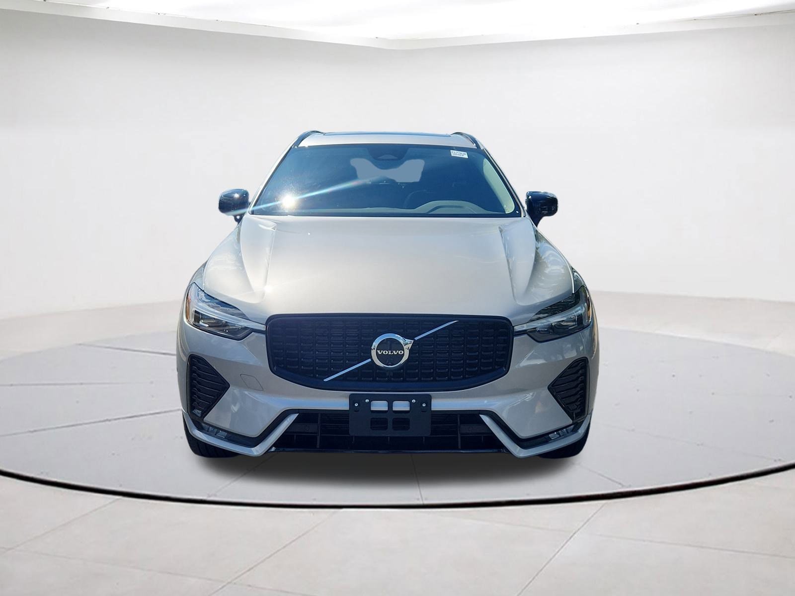 2025 Volvo XC60 Plus