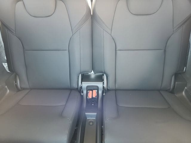 2026 Volvo XC90 Plus - Photo 25