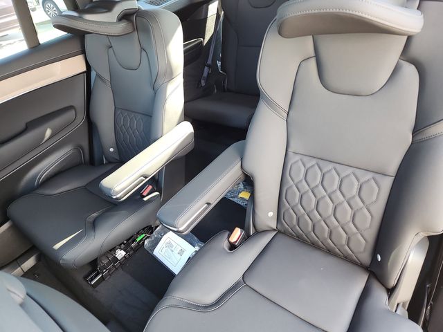 2026 Volvo XC90 Plus - Photo 20