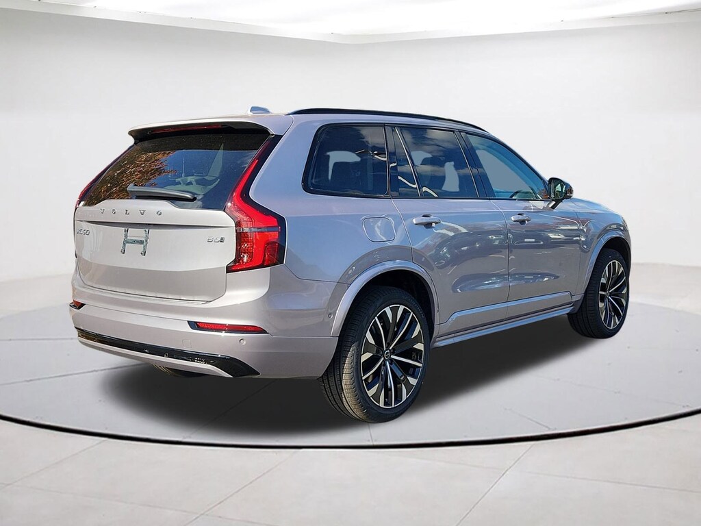 New 2026 Volvo XC90 B6 Ultra Dark Theme 7-Seater SUV