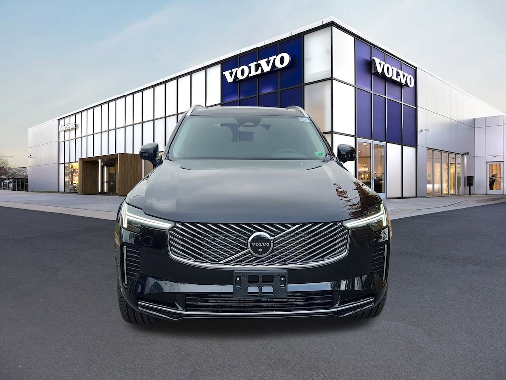 New 2026 Volvo XC90 B6 Plus 7-Seater SUV