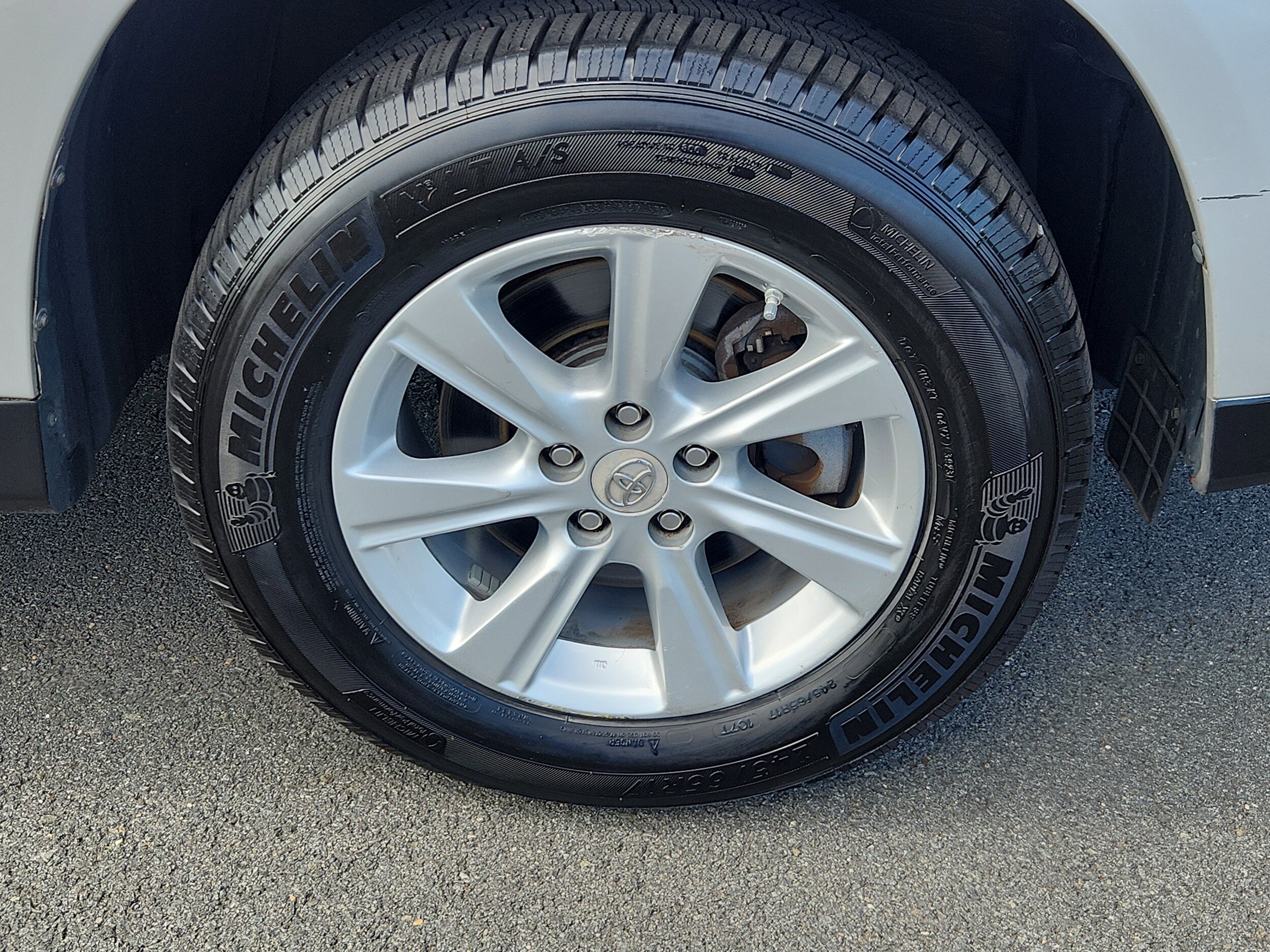2013 Toyota Highlander Base Plus SE photo 3
