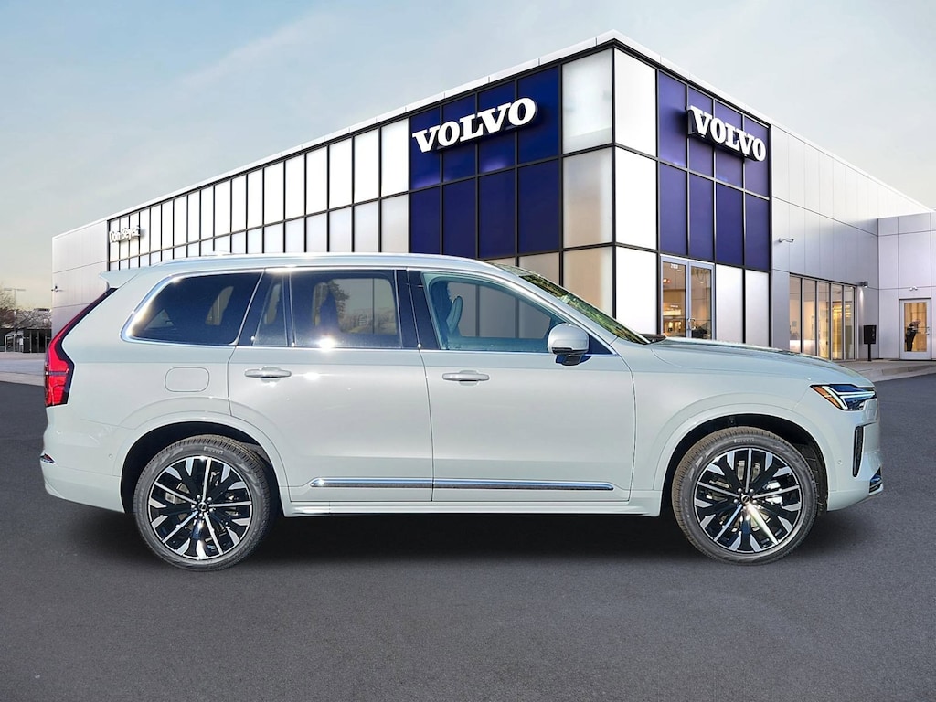 New 2026 Volvo XC90 B6 Plus 7-Seater SUV