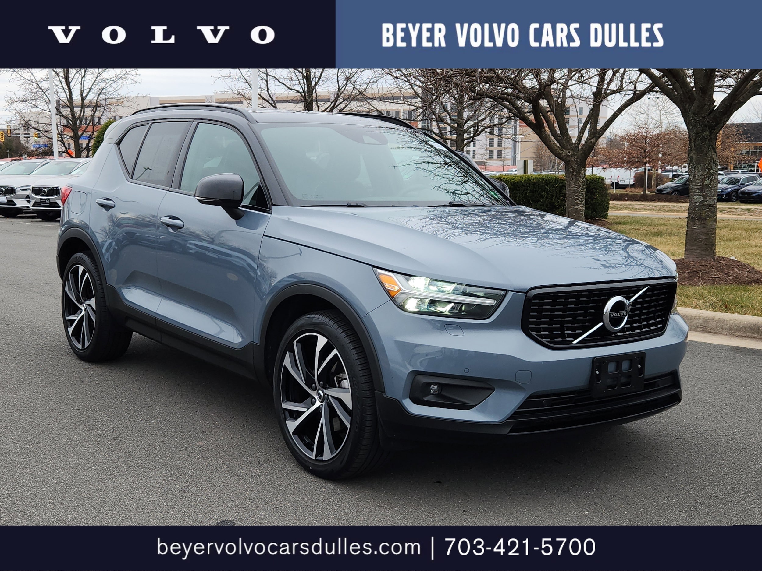 2022 Volvo XC40 R-Design's photo