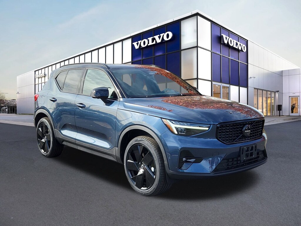 New 2026 Volvo XC40 B5 Ultra Black Edition SUV