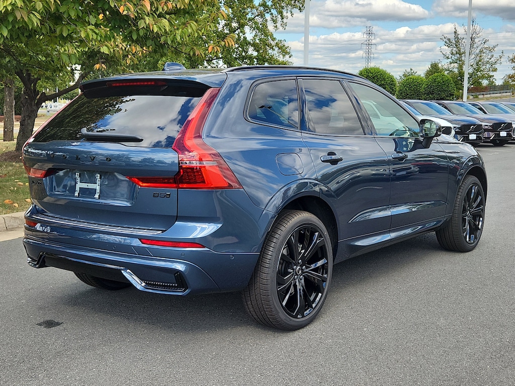 New 2026 Volvo XC60 B5 Ultra Black Edition SUV