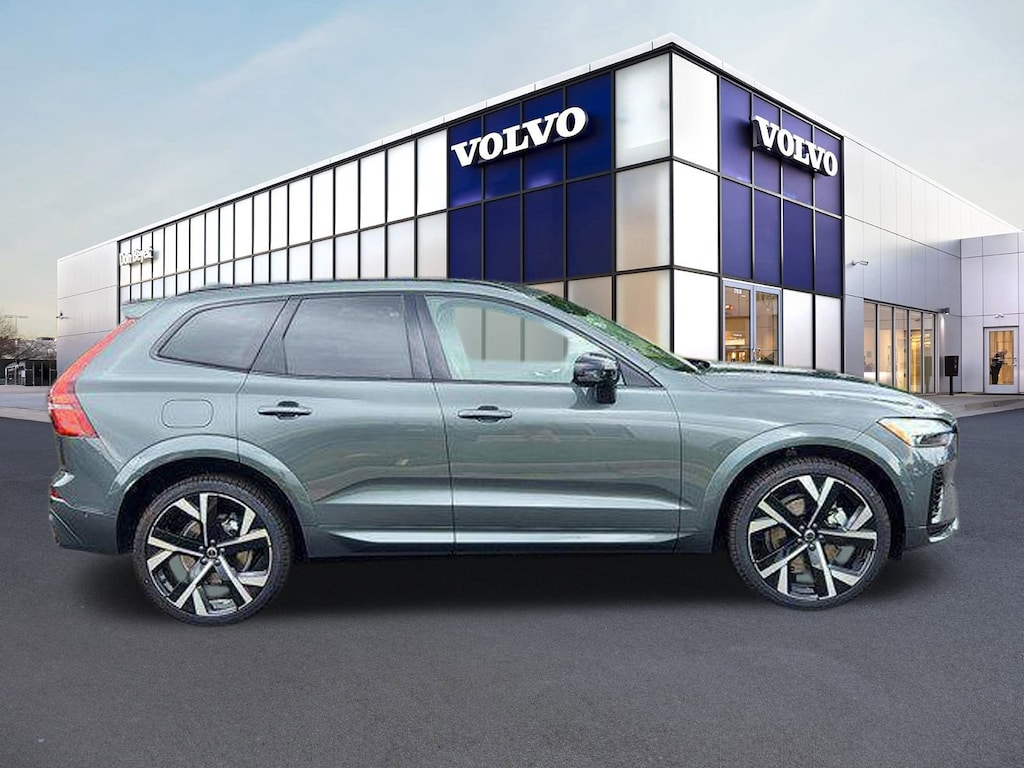 New 2026 Volvo XC60 plug-in hybrid T8 Ultra SUV