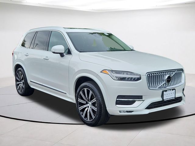 2025 Volvo XC90 B5 Core Bright 4WD's photo