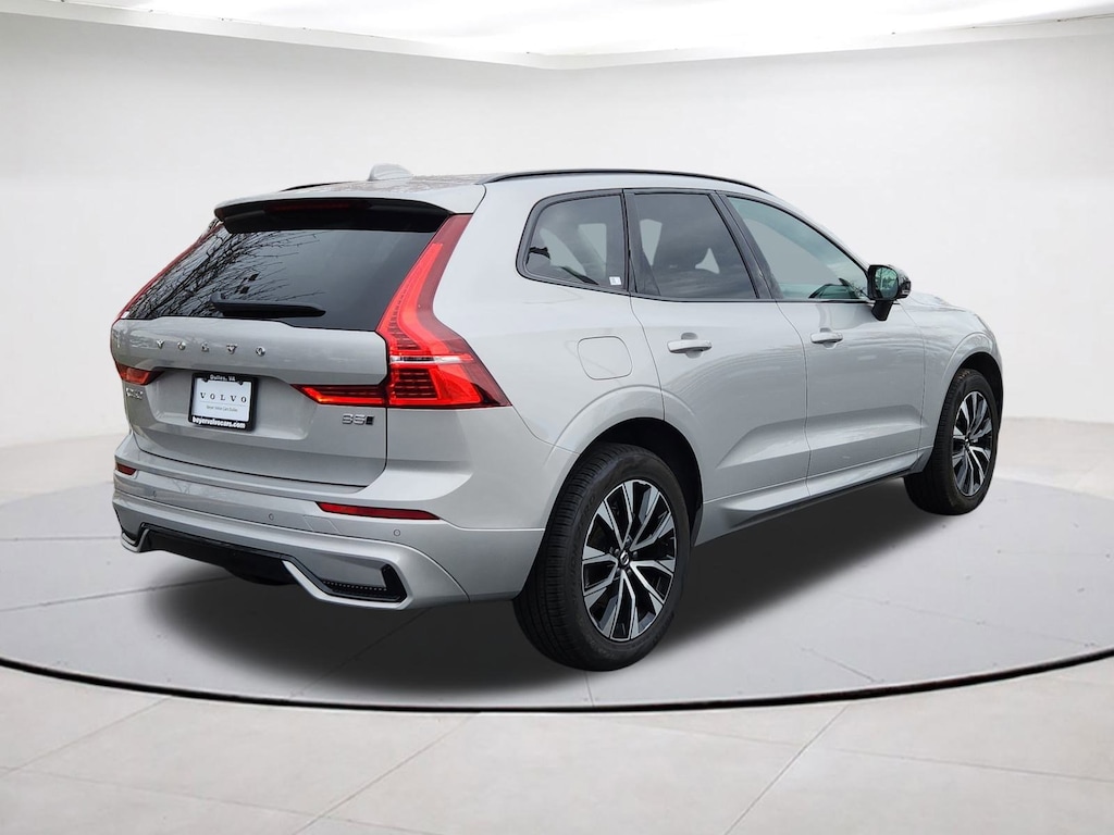 Used 2025 Volvo XC60 B5 Core SUV