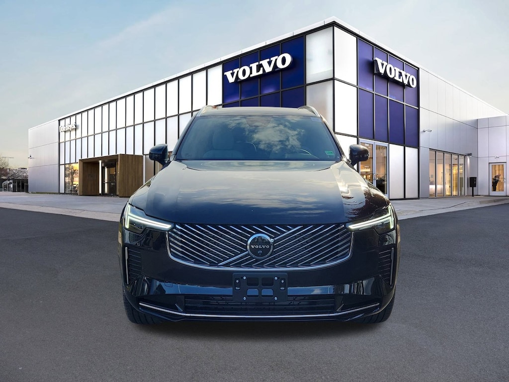 New 2026 Volvo XC90 B6 Plus 6-Seater SUV