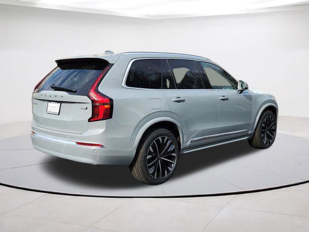 New 2025 Volvo XC90 B6 (2025.5) Plus 7-Seater SUV
