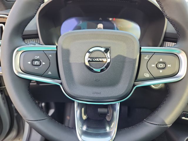 2026 Volvo XC40 Ultra Black Edition - Photo 13